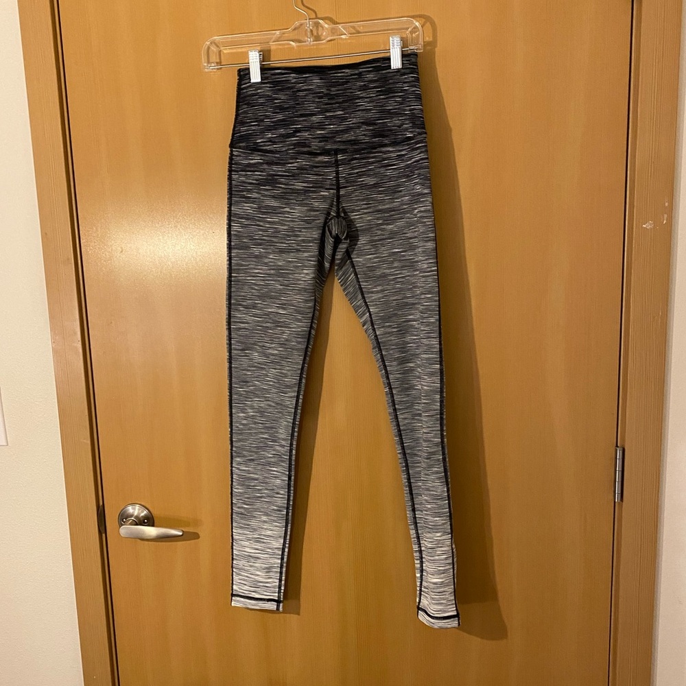 Zella NWOT high waisted live in ombré leggings. Size XS